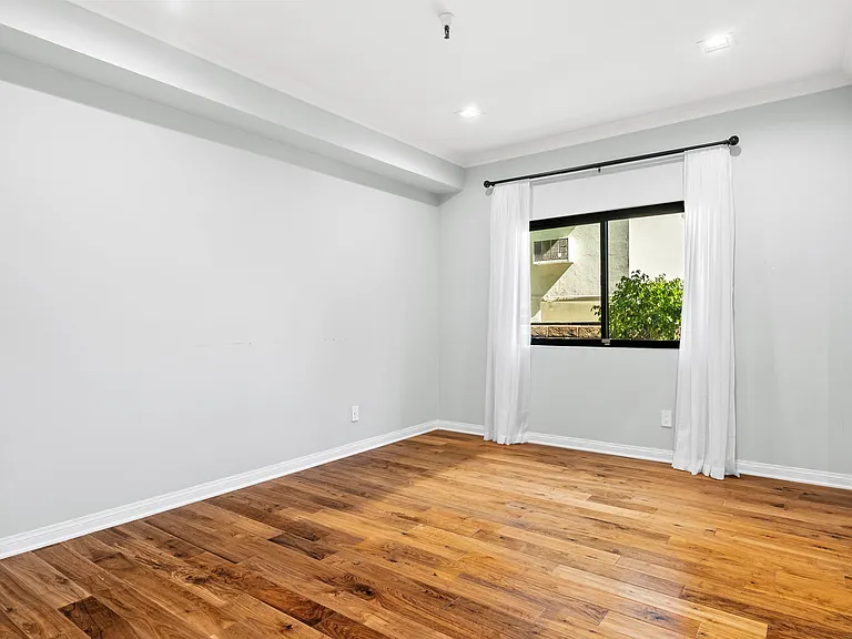 14630 Dickens St #108 — Photo 10