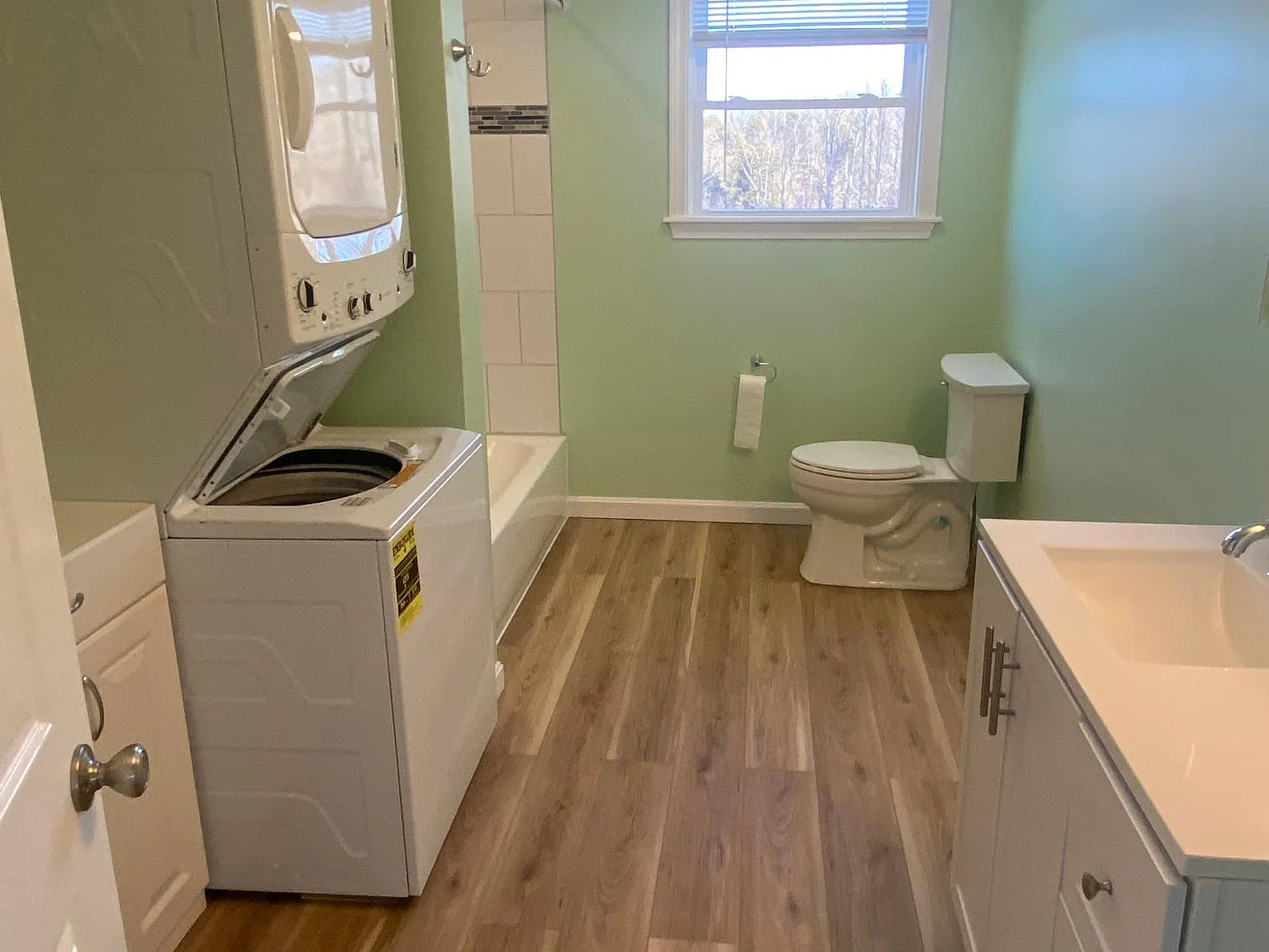 1 bed, 800 sqft, $1,400 — Photo 3