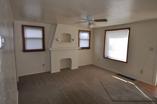 2nd image of 24 W Courtland Ave