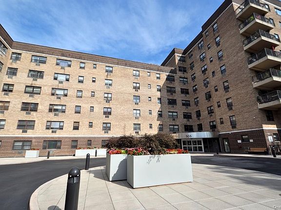 2nd image of 505 Central Ave APT 821
