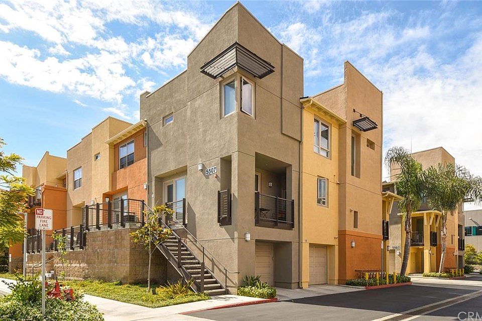 1st image of 5507 W 149th Pl Unit 3