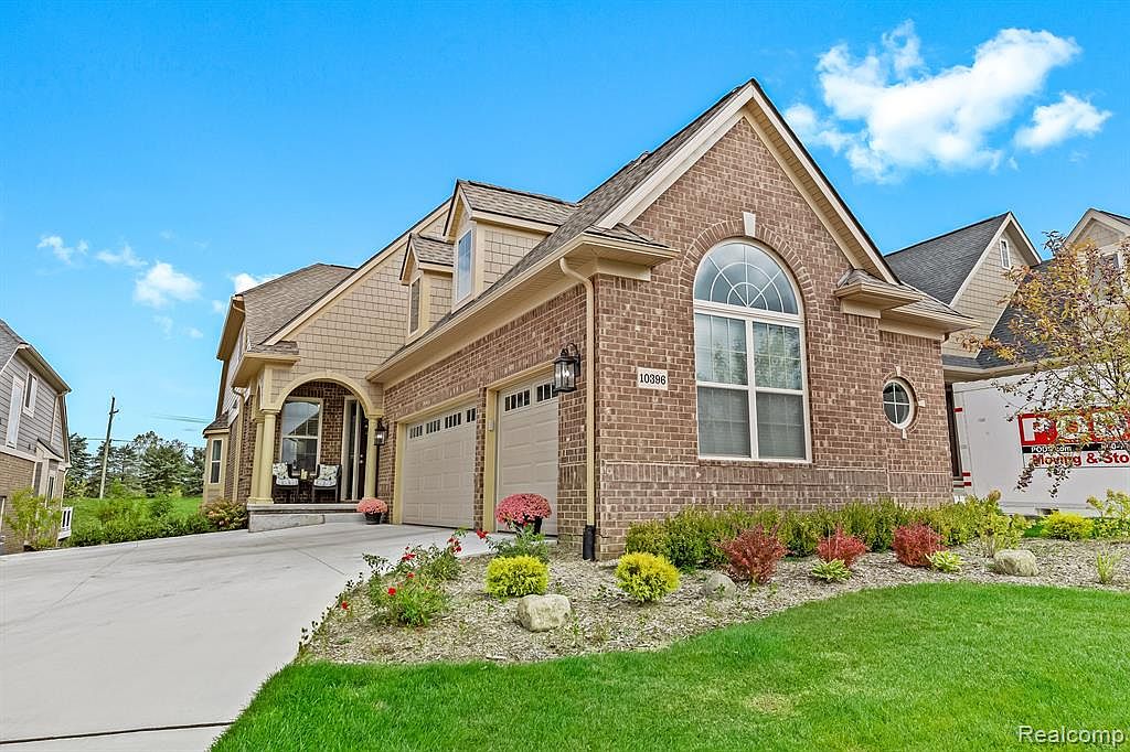 10396 Stoney Point Dr, South Lyon, MI 48178 Zillow