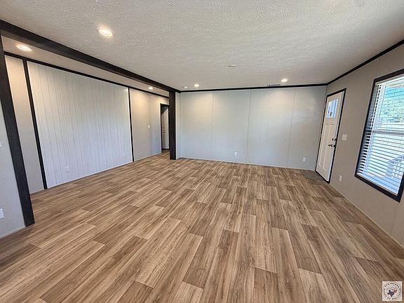 2nd image of 20 Rylee St