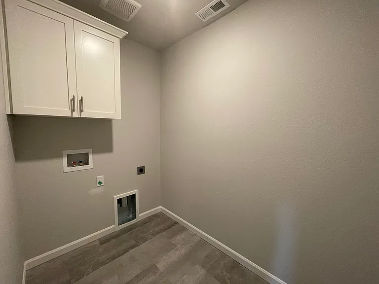 7170 SE Sarah Dr — Photo 22