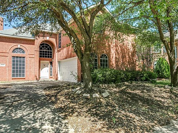 2nd image of 2716 Water Oak Dr
