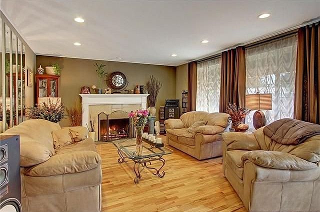 2nd image of 2314 N 161st St