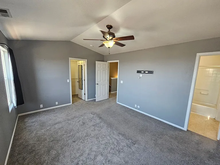 2717 Tumblewood Grv — Photo 15