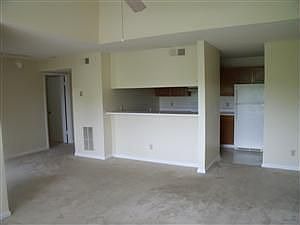 2nd image of 8611 Bonaire Bay Ln APT 303