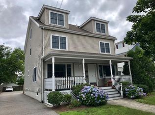866 Chapel St, Newton, MA 02458