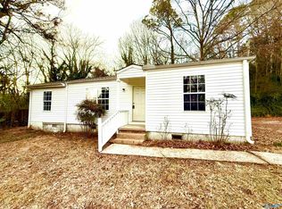 1316 Starnes St, Guntersville, AL 35976