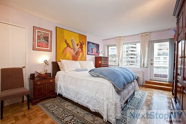 Sold by NextStopNY | media 3