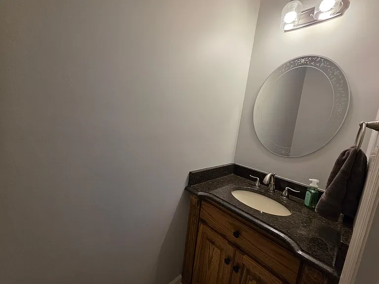 1318 Maple Leaf Ct — Photo 10