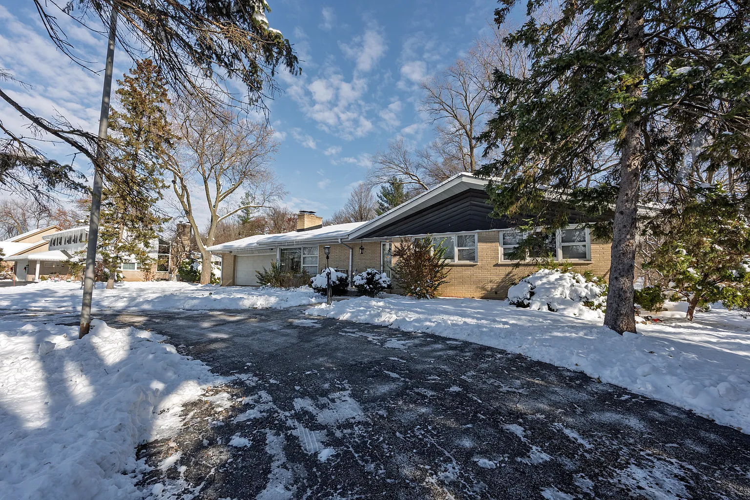 6325 Keokuk Rd photo 1