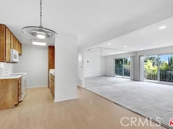 5460 White Oak Ave Unit F202, Van Nuys, CA 91316