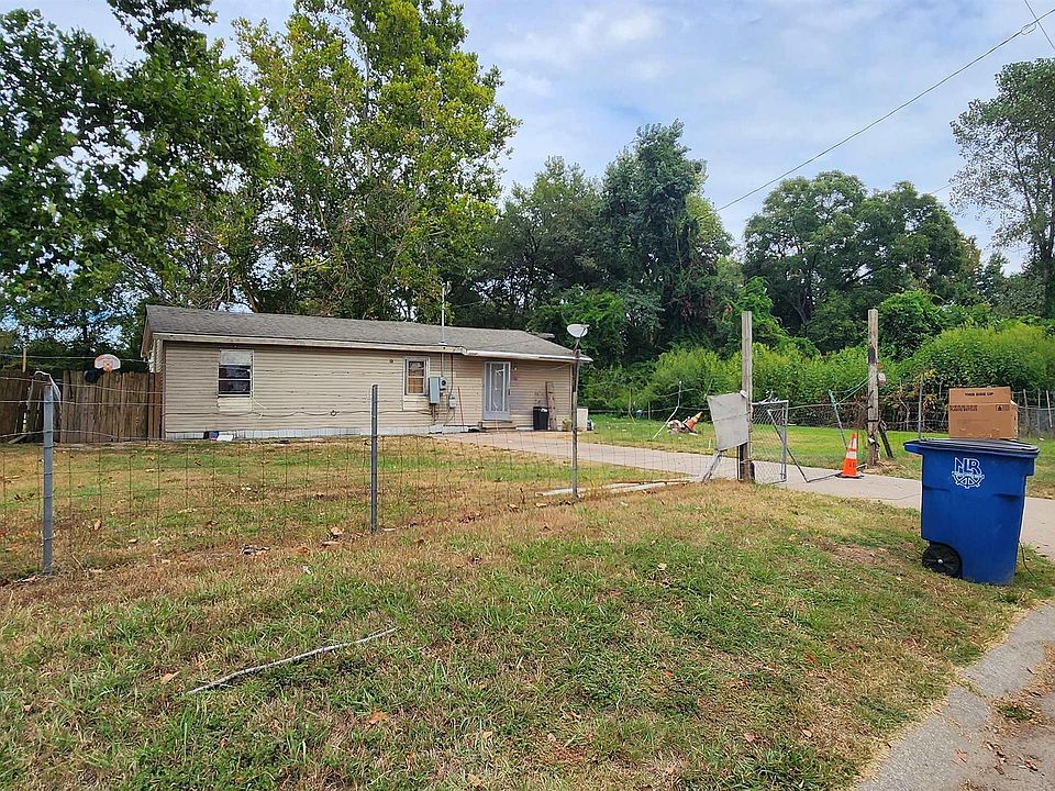 2nd image of 47 Tolbert Loop
