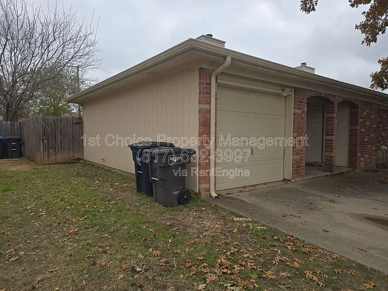 4512 Trysail Dr — Photo 2