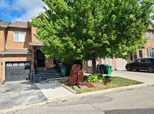 7 Thunderbird Trl, Brampton, ON L6R 2T3