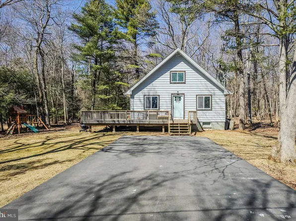 31 Junco Ln, Albrightsville, PA 18210