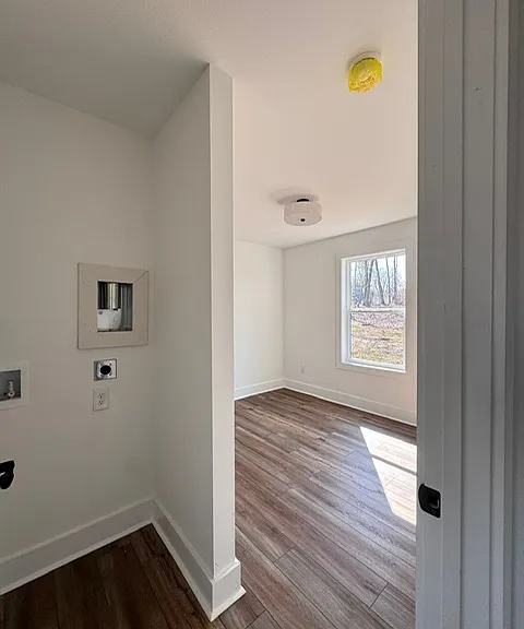 424 Fowler Rd — Photo 15