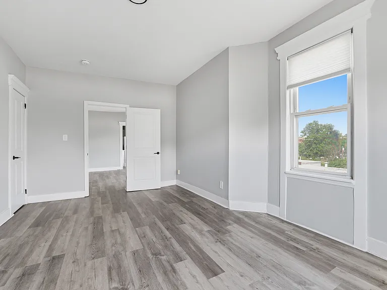 68 Mill St #6 — Photo 10