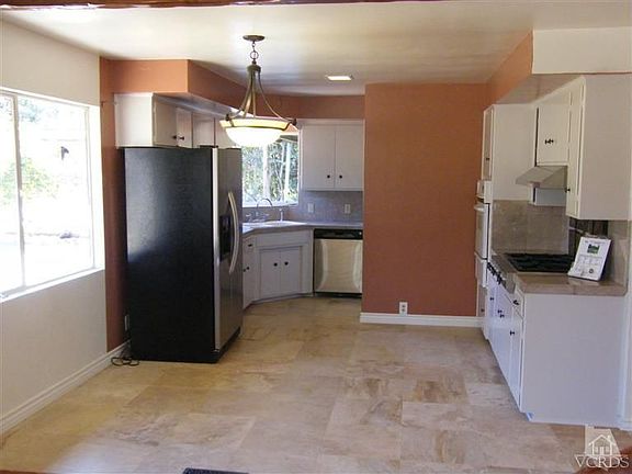 5th image of 1437 S Loma Dr