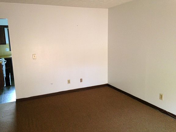 4th image of 116 Flowerdale Dr