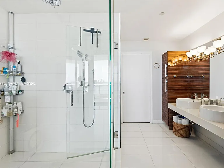 2020 N Bayshore Dr #1908 — Photo 14