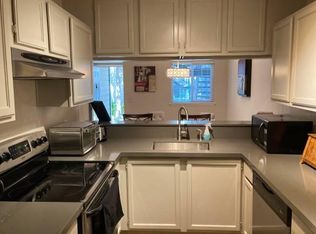 455 Canyon Oaks Dr APT C, Oakland, CA 94605