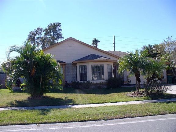 5th image of 323 Blue Bayou Dr