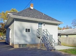 1143 Superior St #2, Aurora, IL 60505