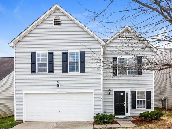 3236 Reid Brook Ln, Charlotte, NC 28208