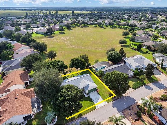 4th image of 25211 River Crest Dr