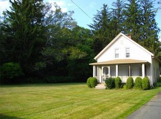 90 County Rd, Marion, MA 02738