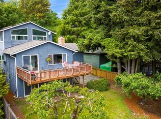 8444 6th Ave SW, Seattle, WA 98106