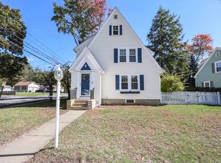 297 Oak St, Manchester, NH 03104