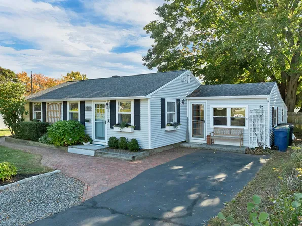 13 Morningside Drive, Hampton, NH 03842