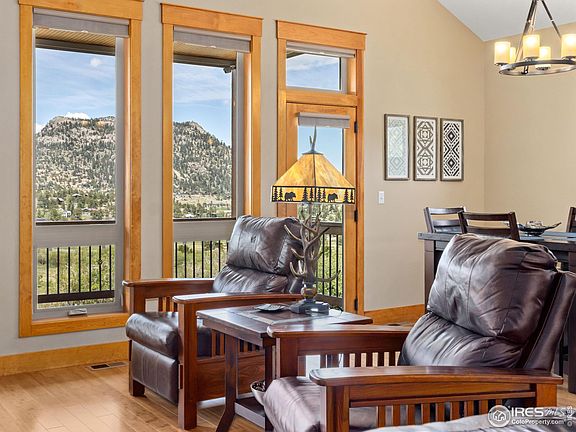 2nd image of 301 Kiowa Dr