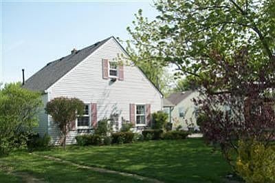 2nd image of 205 Skyview Dr