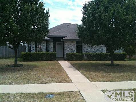 2nd image of 1138 Stacia Ln