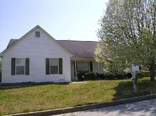 5866 Green Meadow Way, Rex, GA 30273