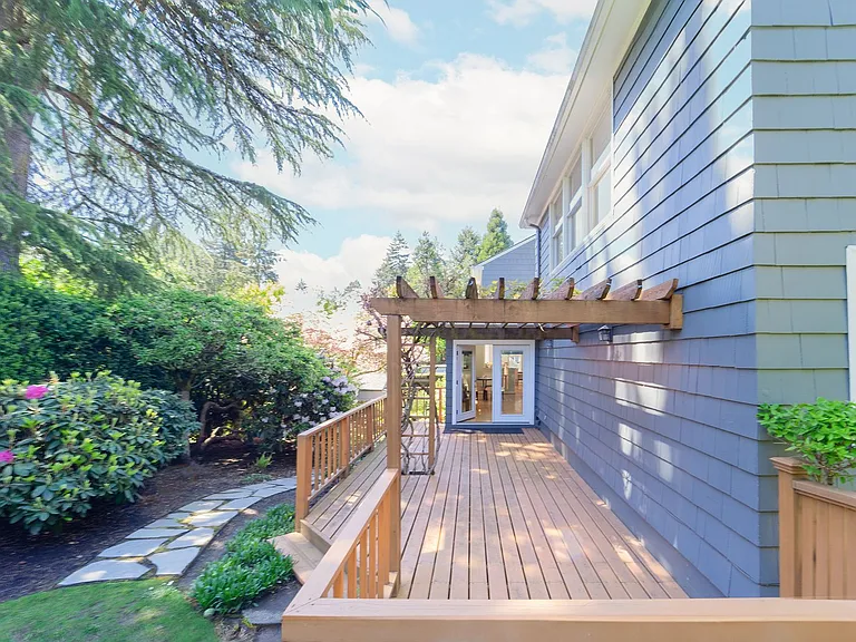 2840 SW Fern St — Photo 68