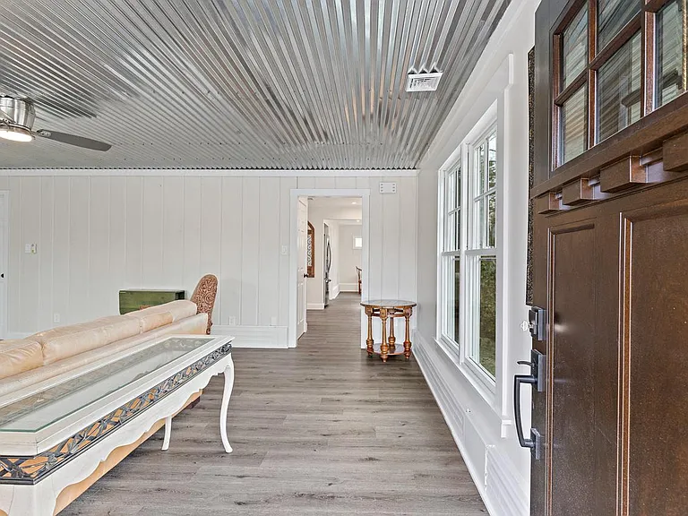151 Mill St — Photo 14