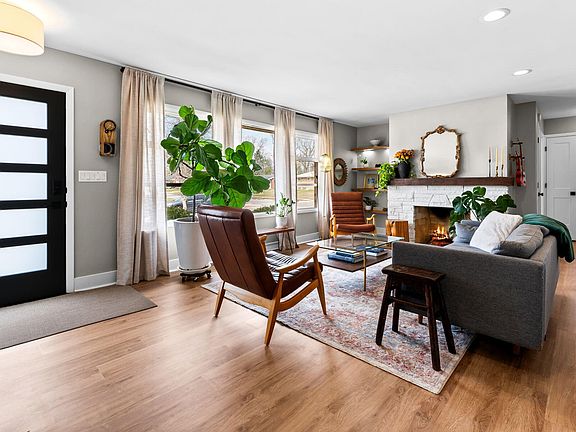 3rd image of 1701 Hanover Rd