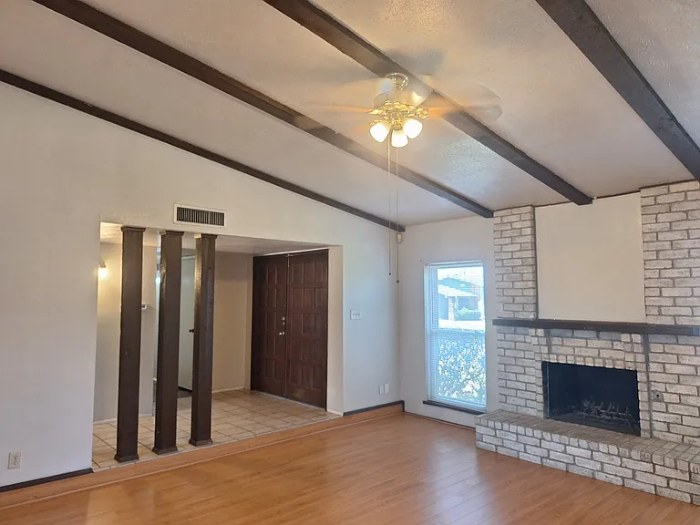 10238 White Elm Rd — Photo 4