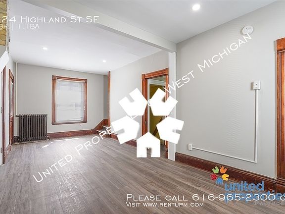 3rd image of 424 Highland St SE