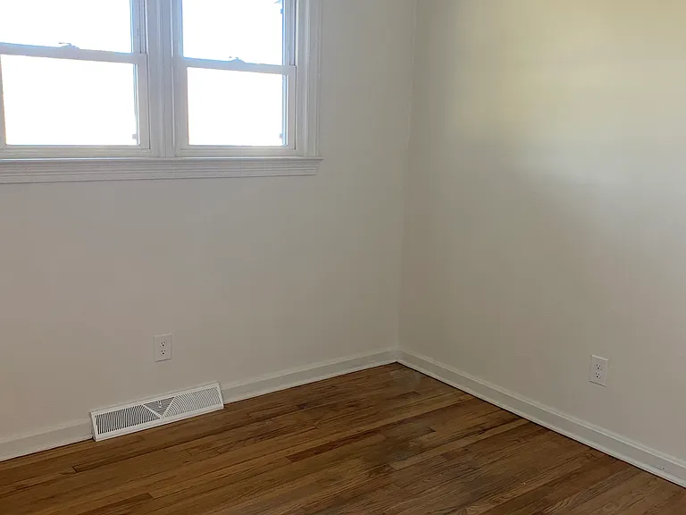 33327 Matthewstown Rd — Photo 7