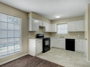 1007 Bertrand St, Conroe, TX 77301