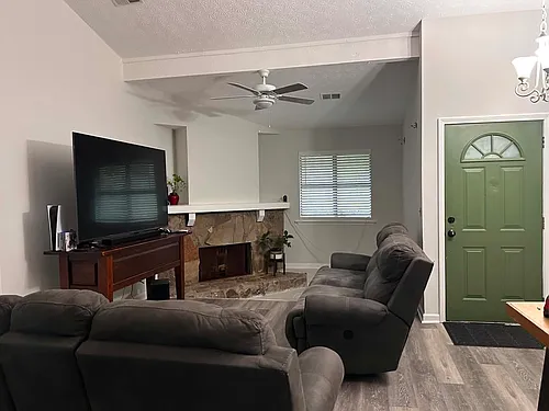 2418 Samia Dr Photo 1