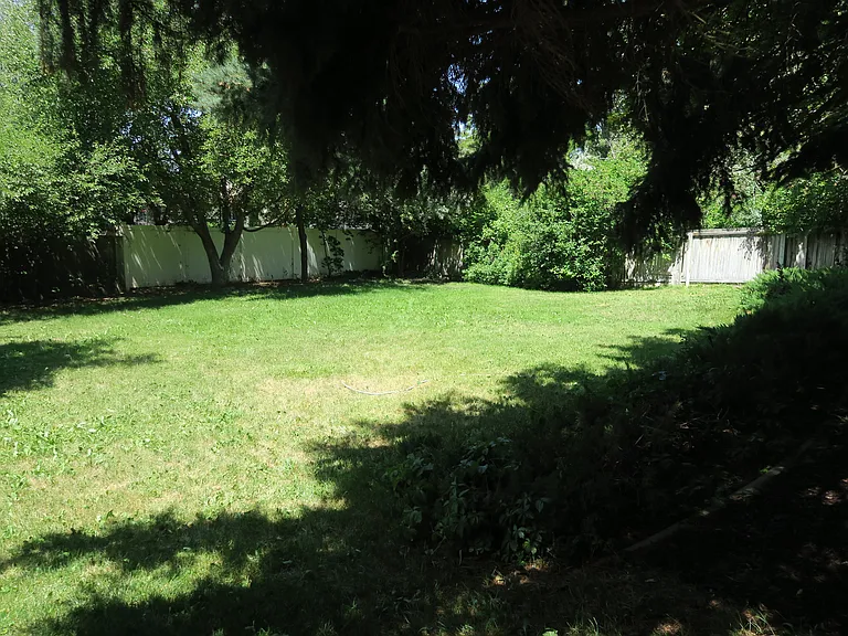 9494 S Pinedale Cir — Photo 13
