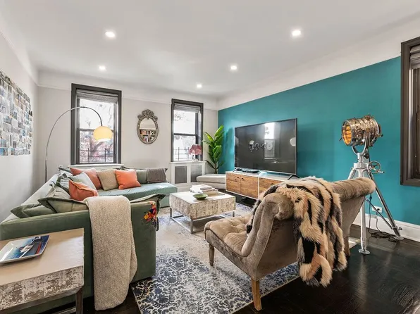 35-06 88th St APT 3G, Jackson Heights, NY 11372